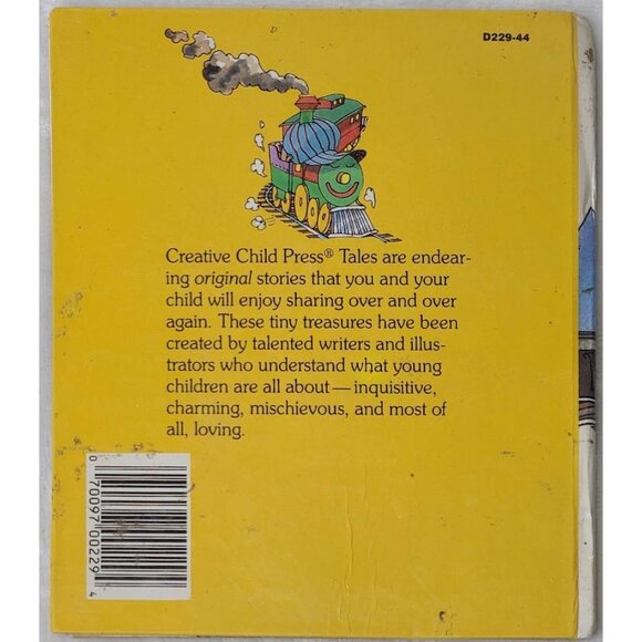 Charlie Comes To Town Diane C Ohanesian  1992 Creative Child Press Hardcover - Picture 2 of 7